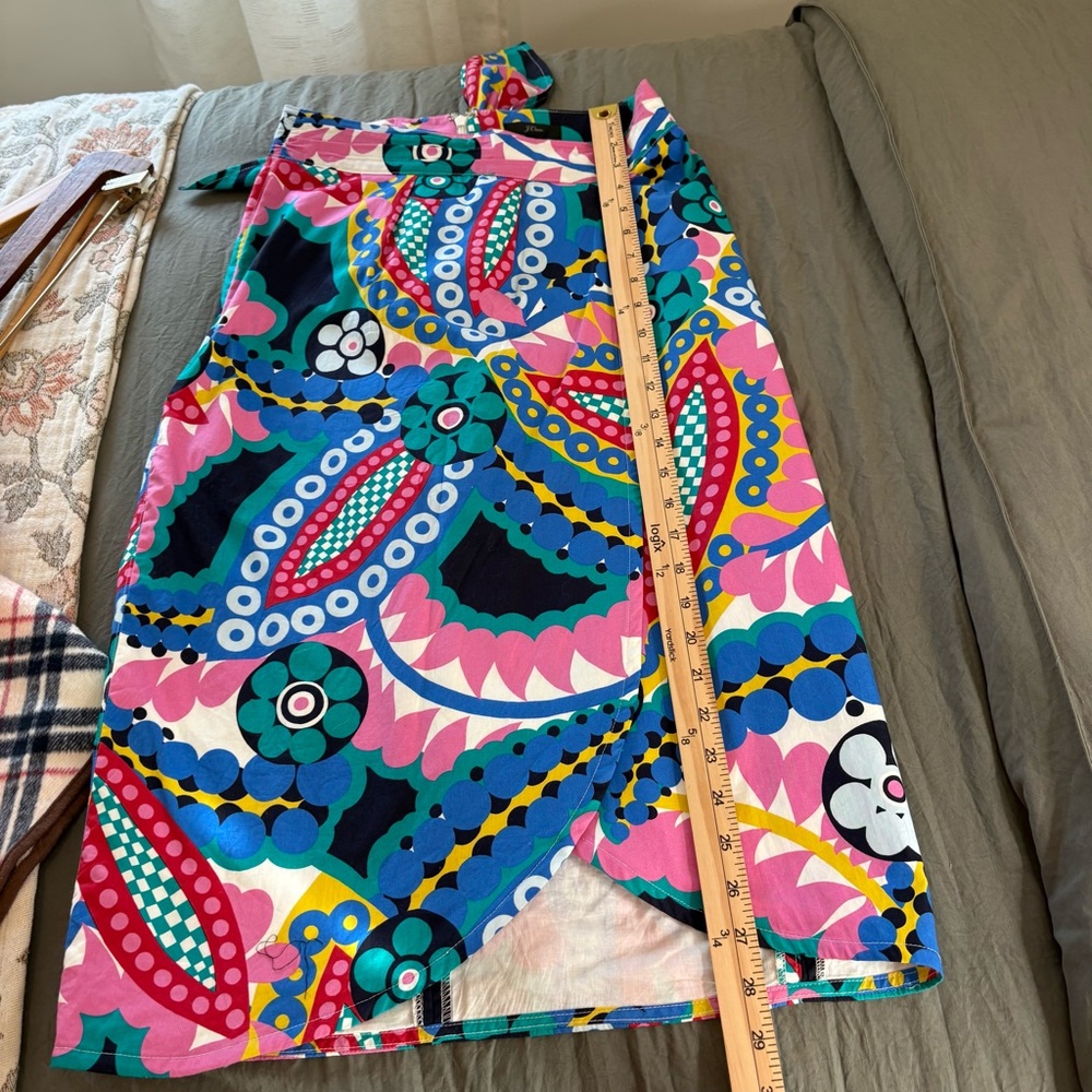 J. Crew Tie-back Tulip Skirt in Ratti Kaleidoscope Floral. Size 2. - Picture 12 of 15